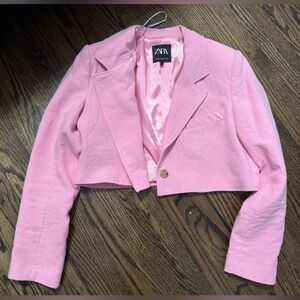 Zara cropped blazer!